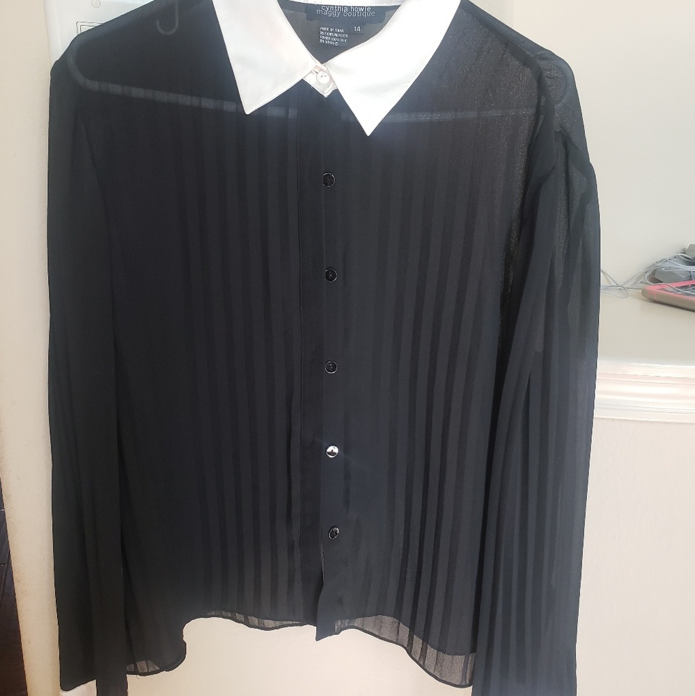 Ladies blouse and pants set